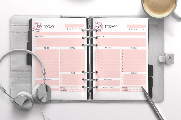 Daily Planner Letter Red: 100 Pages of Focus